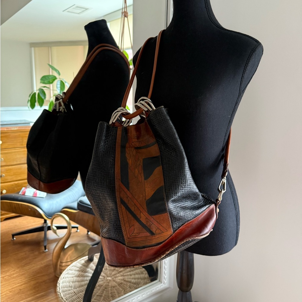 Elegant Black and Brown Women's Bag